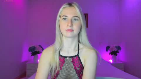 Mellina online show from January 2025 09:30:02 PM