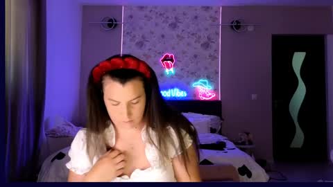 Snapshot of mellisaangel chatting on June 2026 08:04:01 AM MellisaAngel online show from June 2026 08:04:01 AM