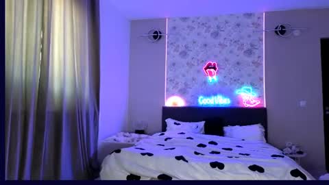 Snapshot of mellisaangel chatting on June 2026 08:23:02 AM MellisaAngel online show from June 2026 08:23:02 AM