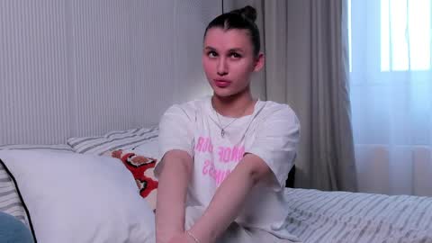 Lia online show from April 2026 11:55:02 AM