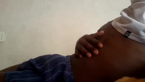 Snapshot of mello_sins chatting on November 2025 12:05:02 PM mello_sins online show from November 2025 12:05:02 PM