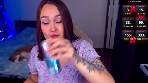 Mel online show from October 2025 03:43:01 PM