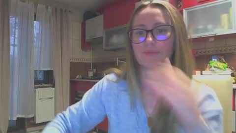 Melly online show from January 2025 03:02:01 PM