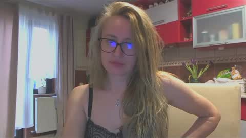 Melly online show from March 2025 07:58:02 AM