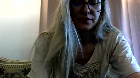 Melly online show from May 2026 07:05:02 AM