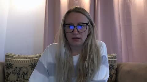 Melly online show from May 2026 06:21:02 AM