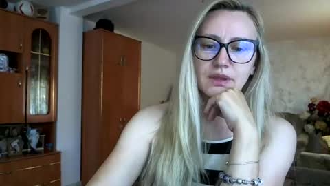 Melly online show from June 2026 06:40:01 AM