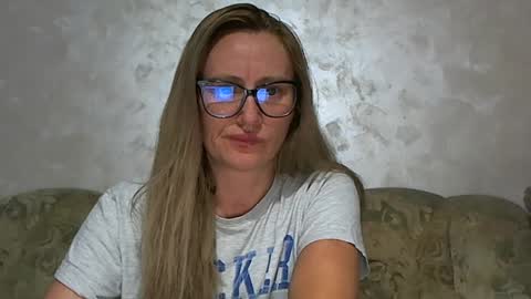 Melly online show from July 2026 09:50:01 PM