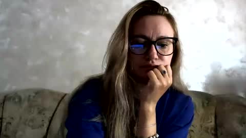 Melly online show from July 2026 07:06:01 AM