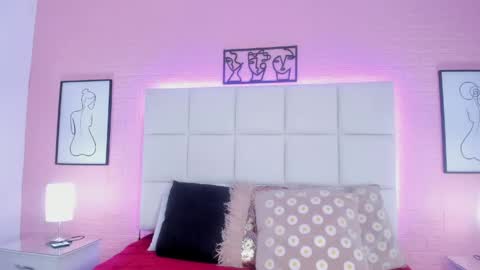 MELODDY PARKERR online show from April 2026 12:11:02 PM