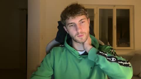 Melodicass online show from December 2025 01:00:01 AM