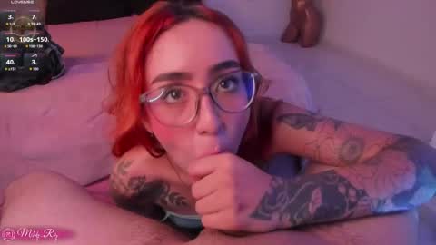 Snapshot of melodie_roy chatting on May 2026 12:40:02 AM Melodie Roy 999 online show from May 2026 12:40:02 AM