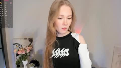 Snapshot of melodievejar chatting on February 2026 04:38:01 AM melodievejar online show from February 2026 04:38:01 AM