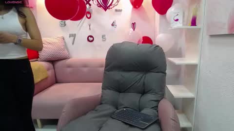 Melodi online show from February 2025 12:54:02 PM