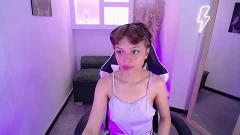 Snapshot of melody701583as chatting on January 2026 12:33:02 PM melody701583as online show from January 2026 12:33:02 PM