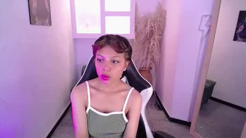 Snapshot of melody701583as chatting on January 2026 12:32:02 PM melody701583as online show from January 2026 12:32:02 PM