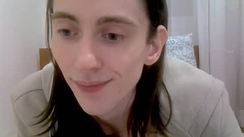 Snapshot of melody_gepards chatting on February 2026 06:47:02 PM Melody online show from February 2026 06:47:02 PM