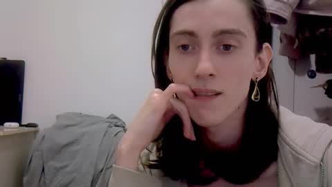 Snapshot of melody_gepards chatting on February 2026 06:37:02 PM Melody online show from February 2026 06:37:02 PM