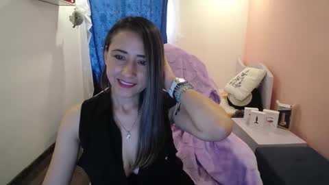 Snapshot of melody_sofia1 chatting on December 2024 04:05:02 PM Melody online show from December 2024 04:05:02 PM