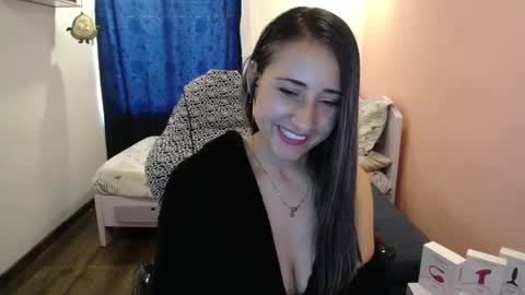 Snapshot of melody_sofia1 chatting on February 2025 09:04:01 PM Melody online show from February 2025 09:04:01 PM