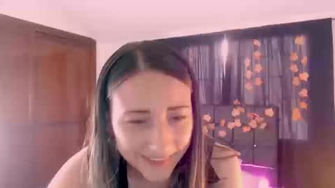 Snapshot of melody_sofia1 chatting on September 2025 05:38:02 PM Melody online show from September 2025 05:38:02 PM