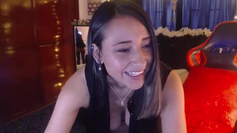 Snapshot of melody_sofia1 chatting on October 2025 09:03:02 PM Melody online show from October 2025 09:03:02 PM