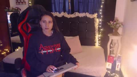 Snapshot of melody_sofia1 chatting on October 2025 09:46:02 PM Melody online show from October 2025 09:46:02 PM