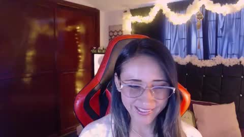 Snapshot of melody_sofia1 chatting on October 2025 07:41:01 PM Melody online show from October 2025 07:41:01 PM