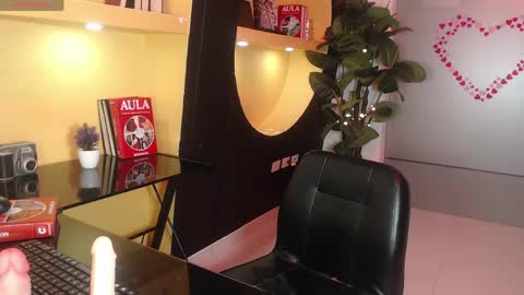 Snapshot of melodyblazze chatting on May 2026 08:16:01 PM online show from May 2026 08:16:01 PM
