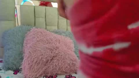 Snapshot of melodybonnet chatting on December 2024 12:18:02 PM melody online show from December 2024 12:18:02 PM