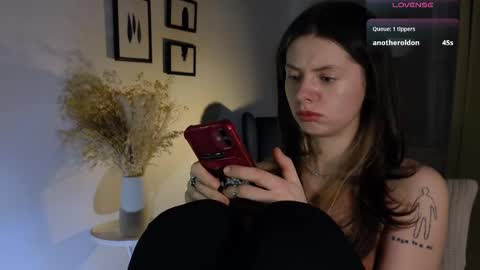 Snapshot of melodykey_x chatting on March 2025 07:05:02 PM melody online show from March 2025 07:05:02 PM