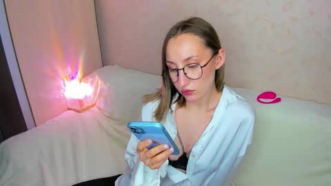 Kaylie online show from February 2026 09:19:01 PM