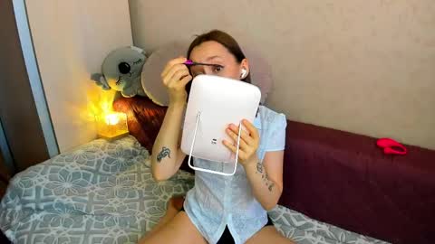 Kaylie online show from May 2026 03:25:01 AM