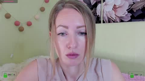 Melody My schedule this week  Wednesday Thursday Sunday online show from December 2024 03:43:01 PM