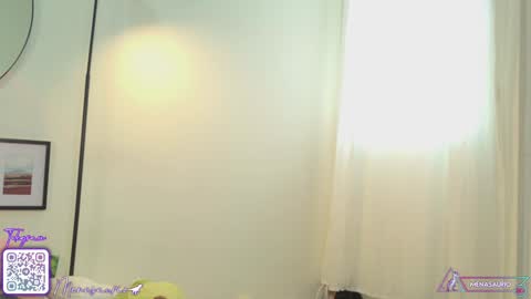 Snapshot of menasaurio_ chatting on January 2025 06:16:02 PM Mena Help me reach 700 thumbs up online show from January 2025 06:16:02 PM