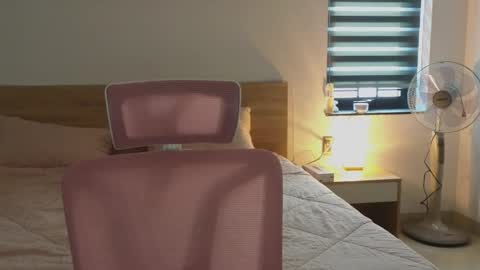 Mencialo online show from April 2026 12:08:01 AM