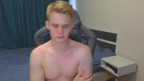 Mickey online show from November 2025 07:43:01 AM