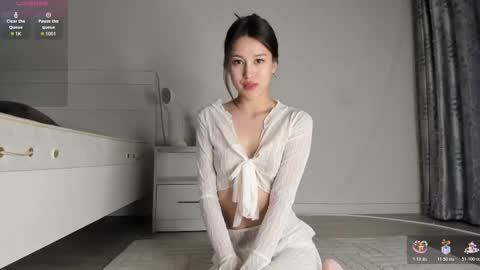 Mikasa online show from November 2025 07:01:02 PM