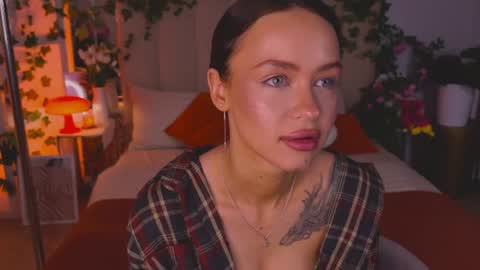 Snapshot of meow_nancy chatting on July 2026 05:43:02 AM Heeyyooo Im Nans Subscribe to me I will be glad online show from July 2026 05:43:02 AM