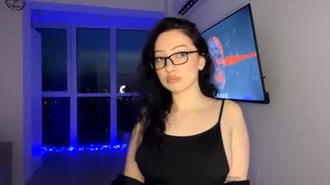 MeowAlika online show from May 2026 05:43:01 PM