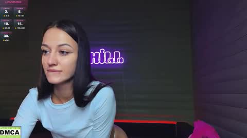  NIKKY  STIVE     Every day from 1000  to 200  EST time. online show from September 2025 06:37:01 AM