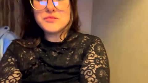 Snapshot of meowmargo chatting on September 2025 09:04:02 PM MeowMeow online show from September 2025 09:04:02 PM