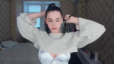 Julie online show from October 2025 09:21:02 AM