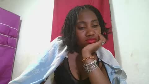 meraldaaaa online show from September 2025 05:58:01 PM