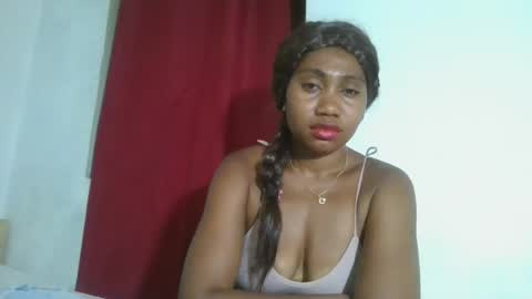 meraldaaaa online show from November 2025 10:41:02 PM