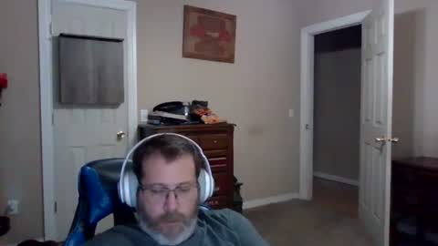 mercer1977 online show from December 2025 06:39:01 PM