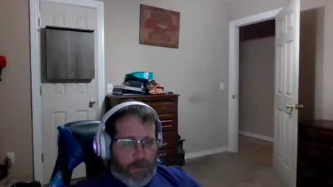 mercer1977 online show from December 2025 01:50:02 PM