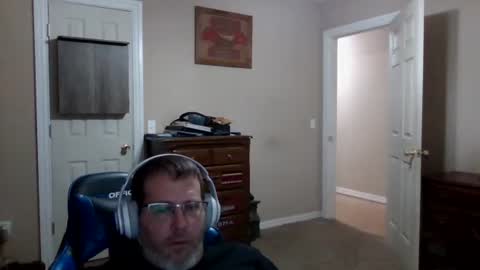 Snapshot of mercer1977 chatting on April 2026 06:23:01 PM mercer1977 online show from April 2026 06:23:01 PM