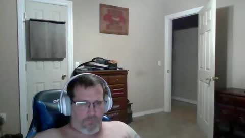 Snapshot of mercer1977 chatting on April 2026 11:27:02 AM mercer1977 online show from April 2026 11:27:02 AM