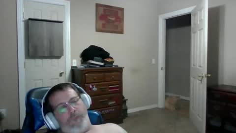 Snapshot of mercer1977 chatting on May 2026 02:24:02 PM mercer1977 online show from May 2026 02:24:02 PM
